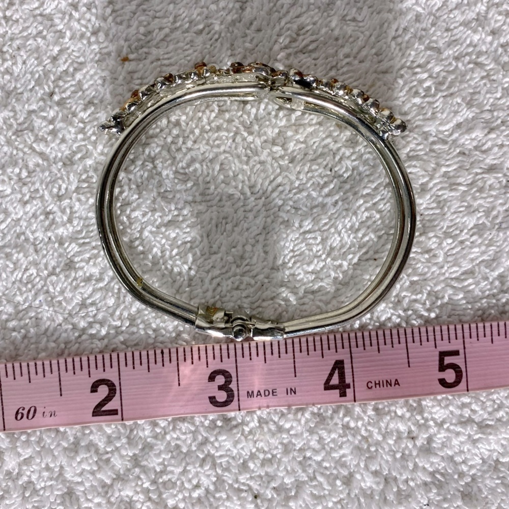 Vintage Floral Gold & Brown Tone Metal Bracelet - Picture 3 of 12